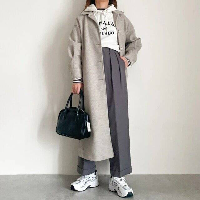大人女子の「スニーカーコーデ」正解はコレ♡おしゃれな人の冬の垢抜けコーデ集