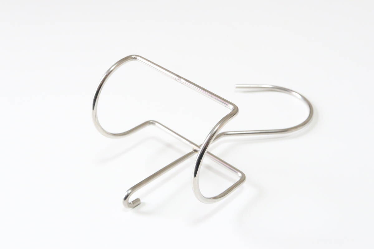 2つ買ってこなかったのを後悔…クローゼット収納に悩んでる人に推したい！100均の優秀フック