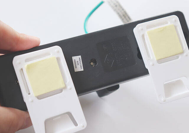 セリアさん100円で良いの？！邪魔なモノを浮かせてスッキリ♡固定フック