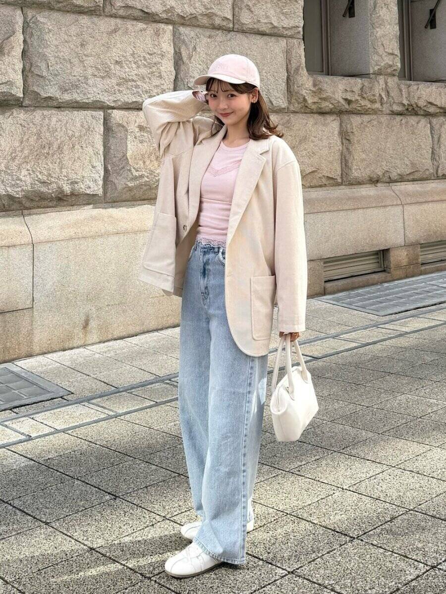 春は「白スニーカー」で爽やかに決める！カジュアルからきれいめまで♡垢抜けコーデ5選