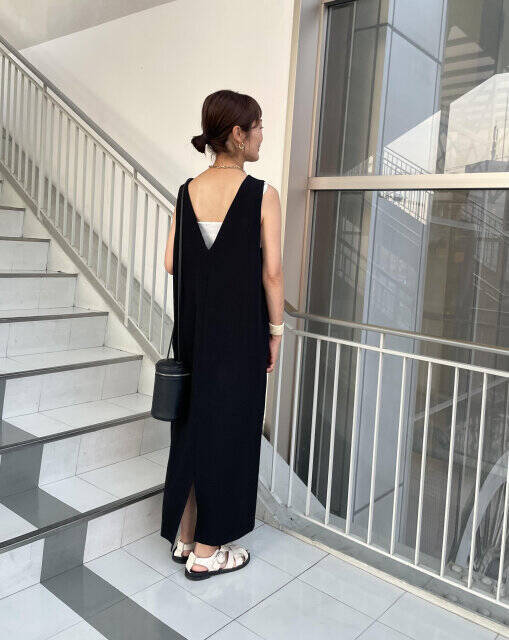 ユニクロ・しまむらだけじゃない！今から秋まで長～く着られる♡着回し優秀黒ワンピ