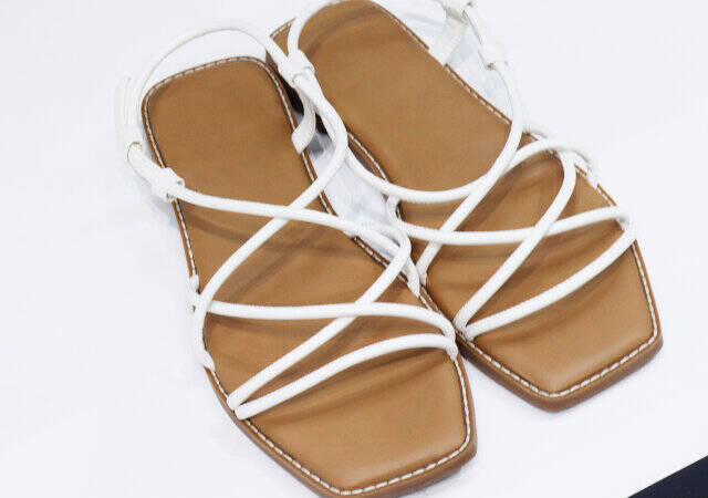 朗報♡ユニクロからまた出るよ～！今回も即完売の予感…売り切れ必至のコラボシューズが大豊作