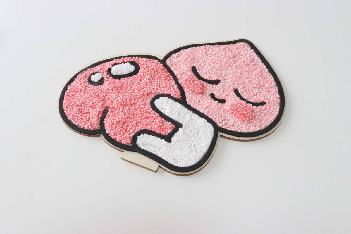 100均に面白いものあるよ！ねっとり＆プチプチ…がクセになる♡グッズを作れる新感覚おもちゃ