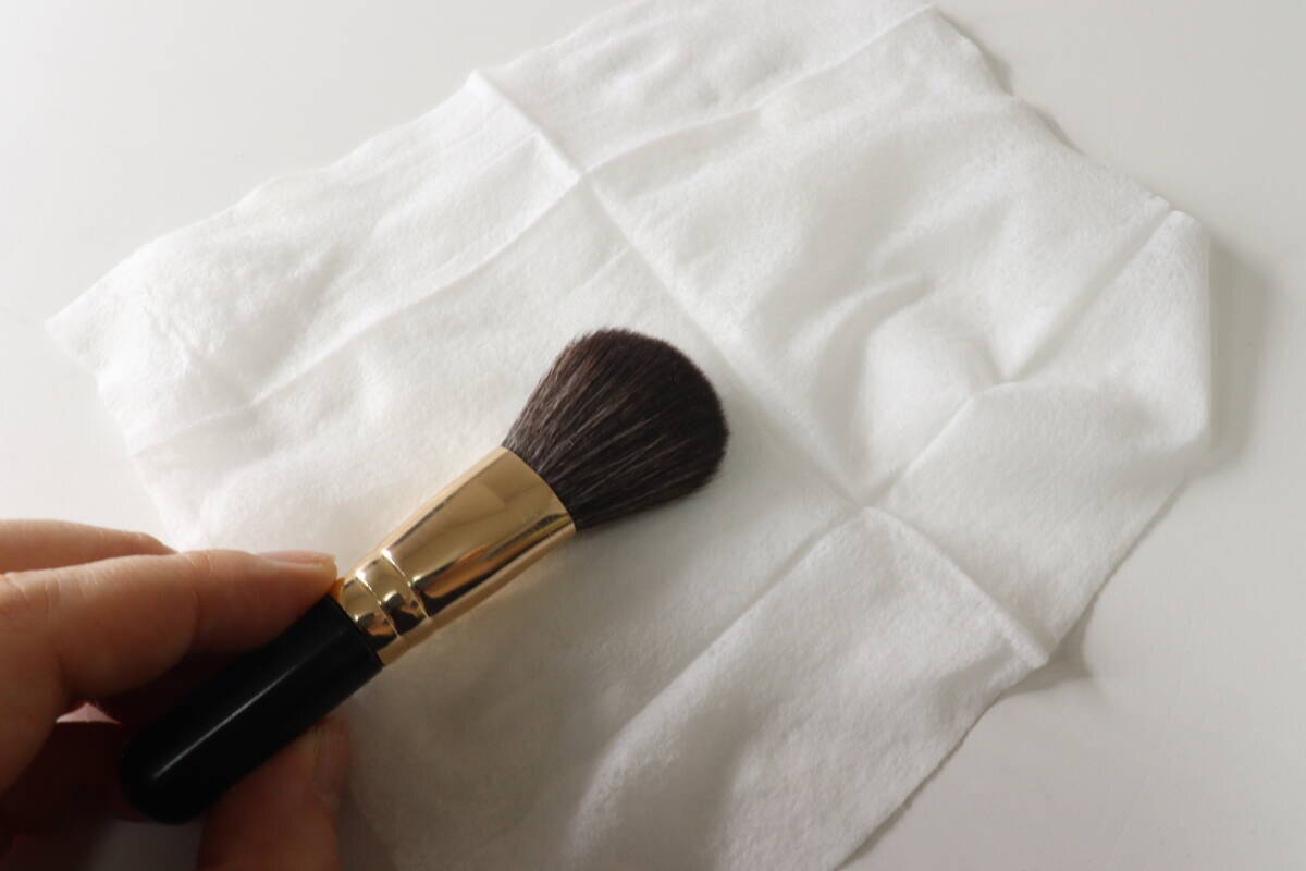 100均グッズ使えば簡単だよ！「実はお手入れサボってる…」って人に教えたい！便利なケア商品