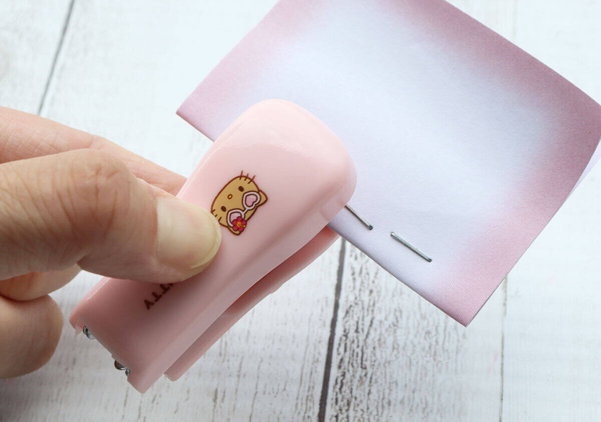 これ付録って豪華すぎる…！sweet9月号の日焼けキティグッズは早い者勝ちだから急いで～！