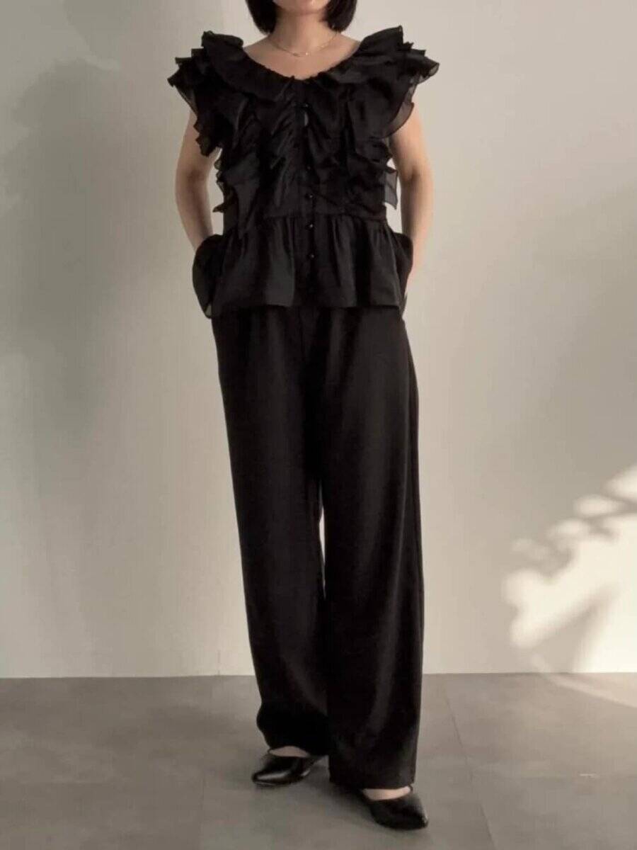 大人の夏コーデは「黒ブラウス」で洗練見え♡おしゃれさんはこう着てる！お手本スタイル