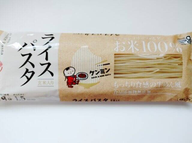 グルテンフリーがうれしい！ケンミンのライスパスタで作る懐かしの味ナポリタン♪