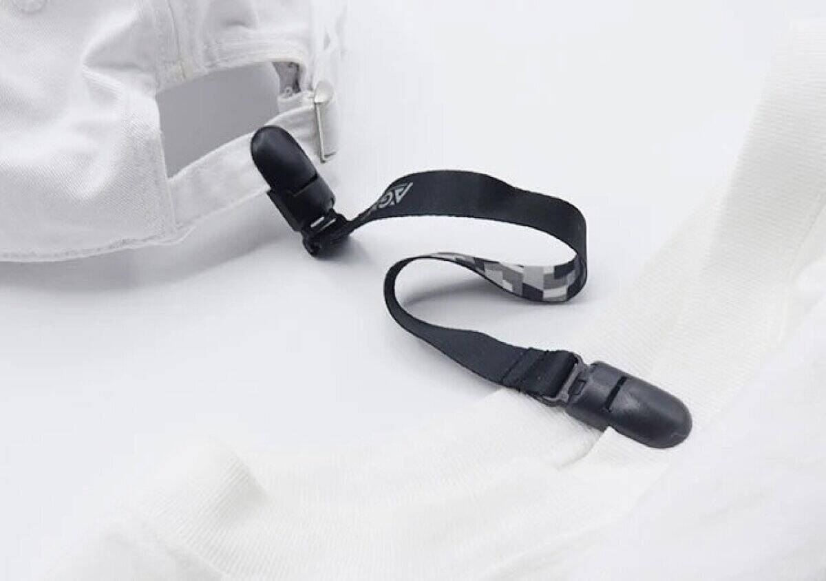 お願いずっと売って！たった100円で助かった！あると便利なアウトドアグッズ3選