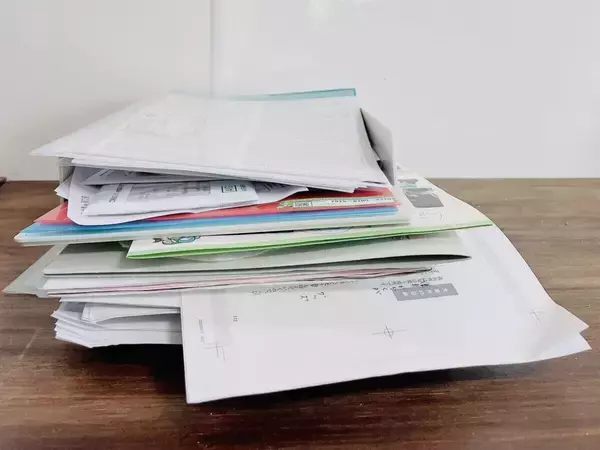 書類整理はコレだけやれば片付く！整理収納のプロが実際にやってる"残す・手放す"3つのルール