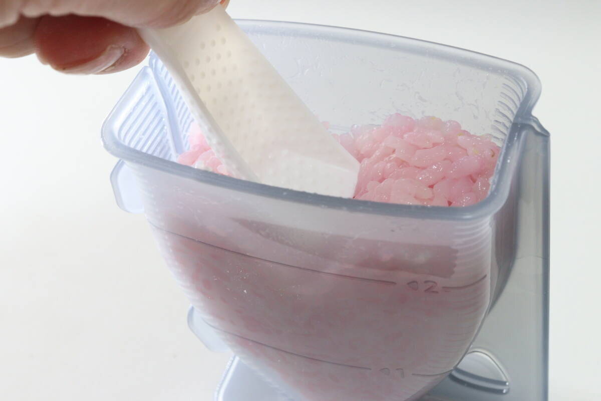 1個でどんだけ使えるの？テクなしでも簡単♡何通りにも使える100均の万能キッチングッズ