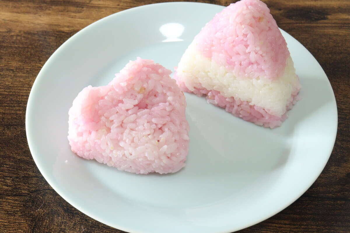 1個でどんだけ使えるの？テクなしでも簡単♡何通りにも使える100均の万能キッチングッズ