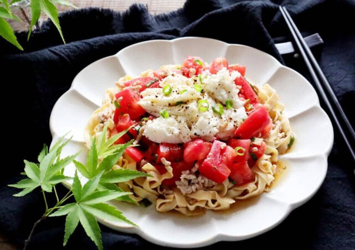 なんで今までトマト入れなかったんだろ？さっぱりコク旨！トマトの冷たい麺レシピ4選