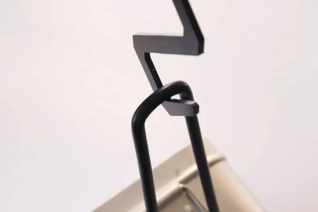 セリアのコレ…地味だけど使えます！収納グッズの使い勝手をアップしてくれる便利なフック