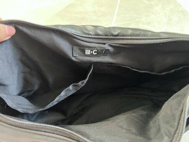 ユニクロの神アイテムがもっと使いやすくなってた…！年末年始の旅行にもオススメなバッグ