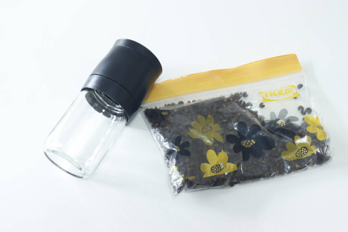 試しに買ったら大成功！「必要な分だけ気軽に使える！」挽きたてを味わえる100均の本格グッズ