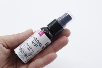 ダイソーでスプレータイプ出てるよ～！まるで香水みたい♡自然な香りに癒されるアレの対策グッズ