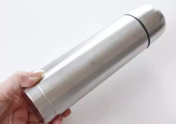 100均で売ってるって信じられない！「ただの水筒じゃなかった…！」欲しい機能が全部入り！