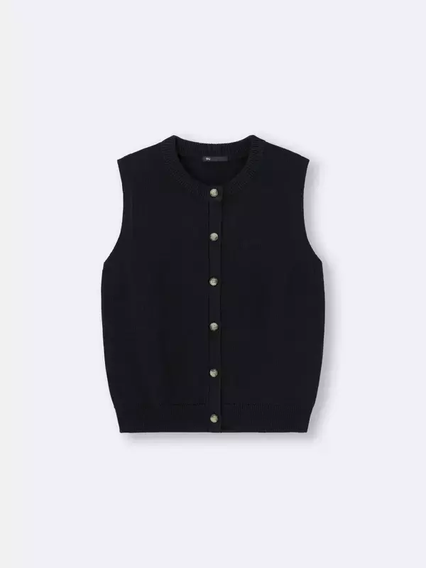 この夏はGUの「黒トップス」で可愛く体型カバー♡サイズ欠け続出だから急いでゲットして！