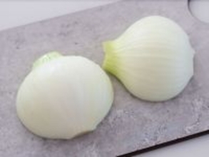 簡単なのにコク旨とろっとろ！コウケンテツさんの「新玉ねぎと油揚げのスープ煮」作ってみた！