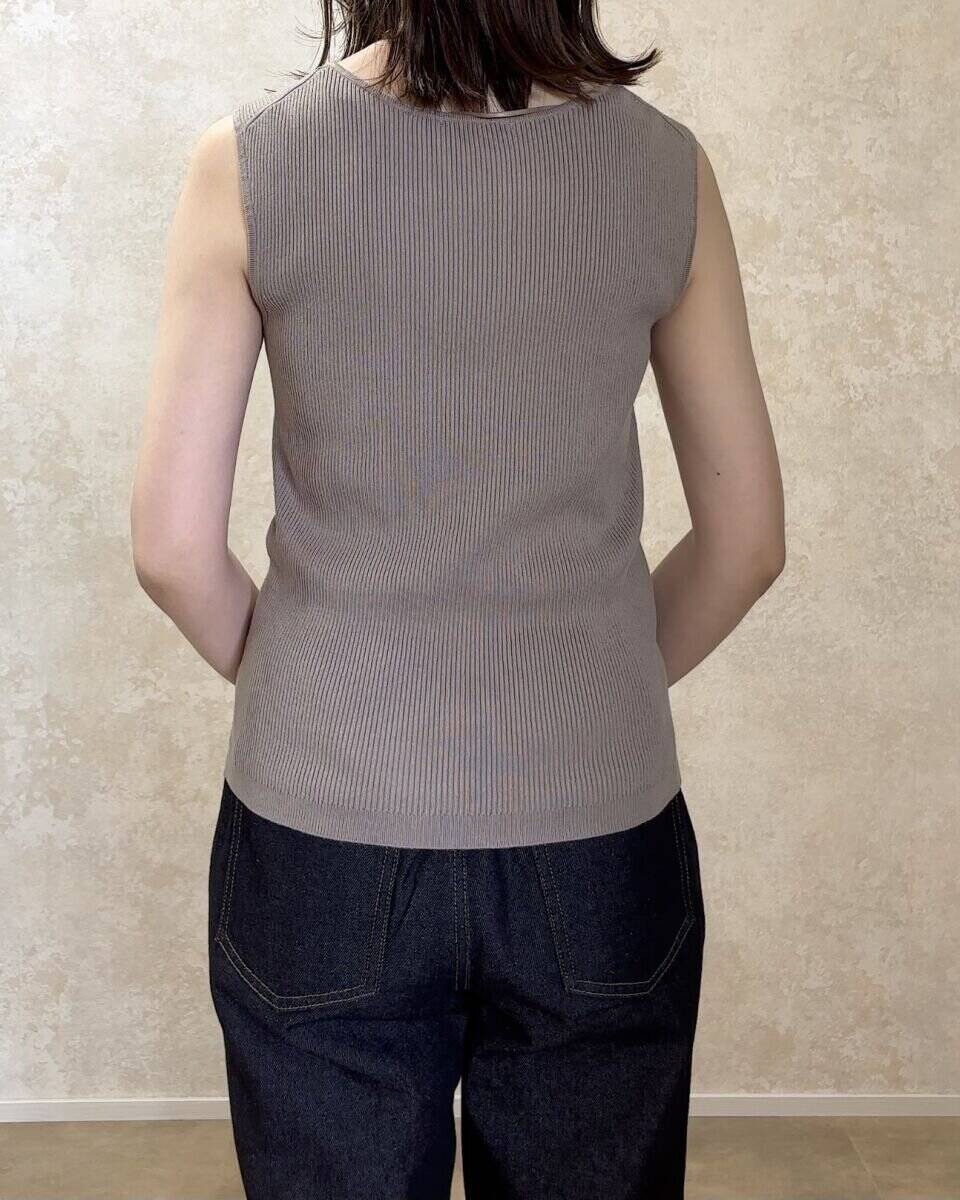 GUで見つけた名品♡インナー感ゼロのタンクトップが30代40代の夏に手放せない