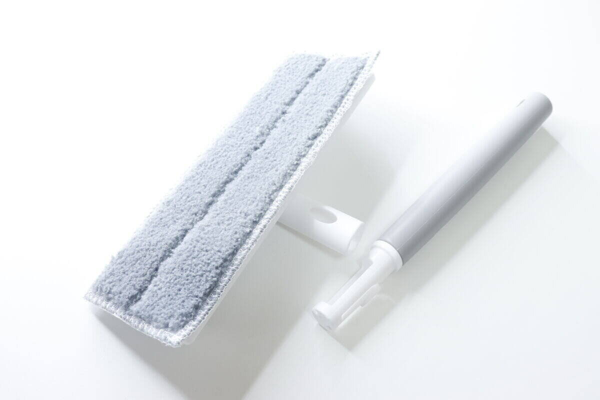 新作がめっちゃ使える！洗剤不要でピカピカ！お掃除のハードルが下がる100均便利グッズ