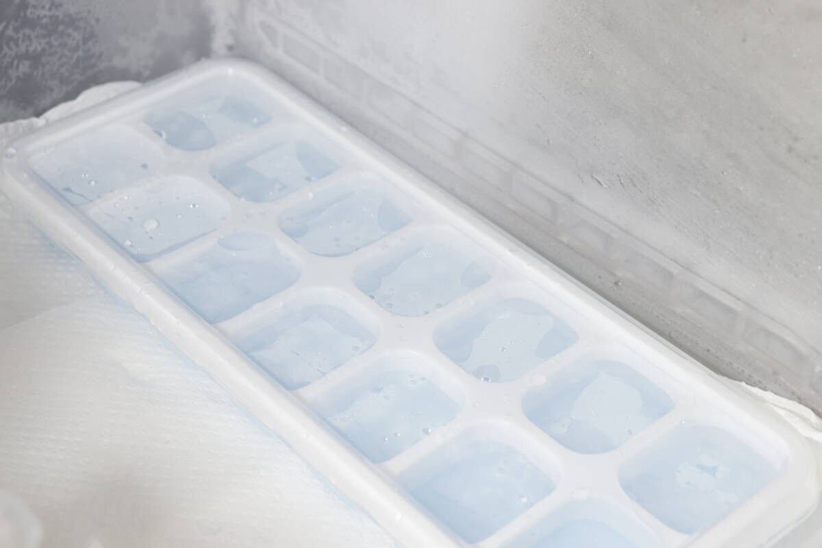 セリアでも売ってたんだ！気持ちいい位にするっと外れる！ストックづくりが捗るキッチングッズ