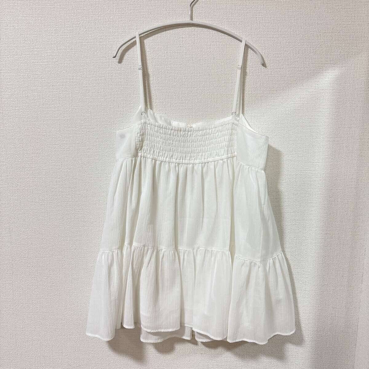 シンプルコーデに重ねるだけでぐっとおしゃれになる…！GUチュニックの着こなし術♡