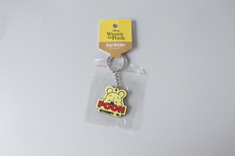 やっぱセリアってレベル高！お土産屋さんで売っててもおかしくない♡倍以上しそうなキーホルダー