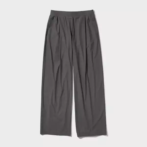 2月発売のユニクロ「新作ボトムス」大当たり連発！ラクなのにきれいめで大人が本気で使える～♡