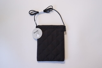 セリアで掘り出しもの見つけた…100均商品だってわからない！お出かけにぴったりなミニバッグ