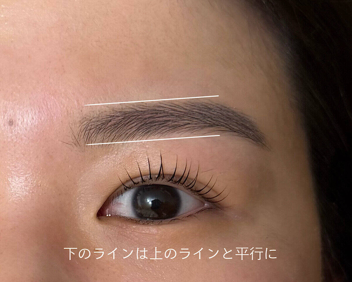垢抜け美女の眉は今みんなコレ！ほんのりアーチ眉の作り方