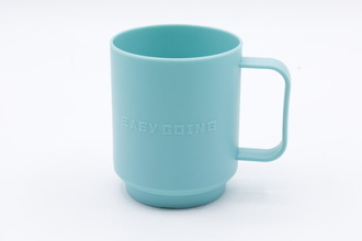 セリアで人気が出そうな予感♡レトロなカラーがたまらん…！思わずイロチで購入した食器