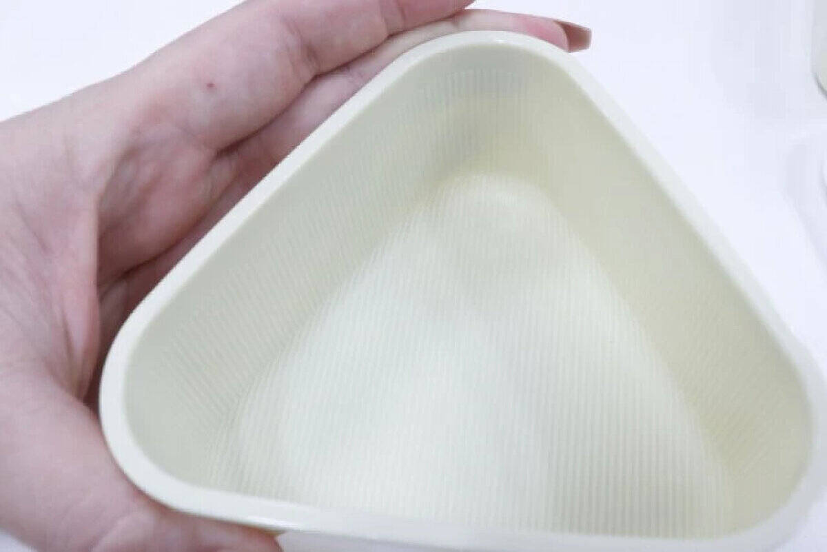 「100均にセールなんてあるの？！」まさかの半額！お得感が半端ないお弁当箱