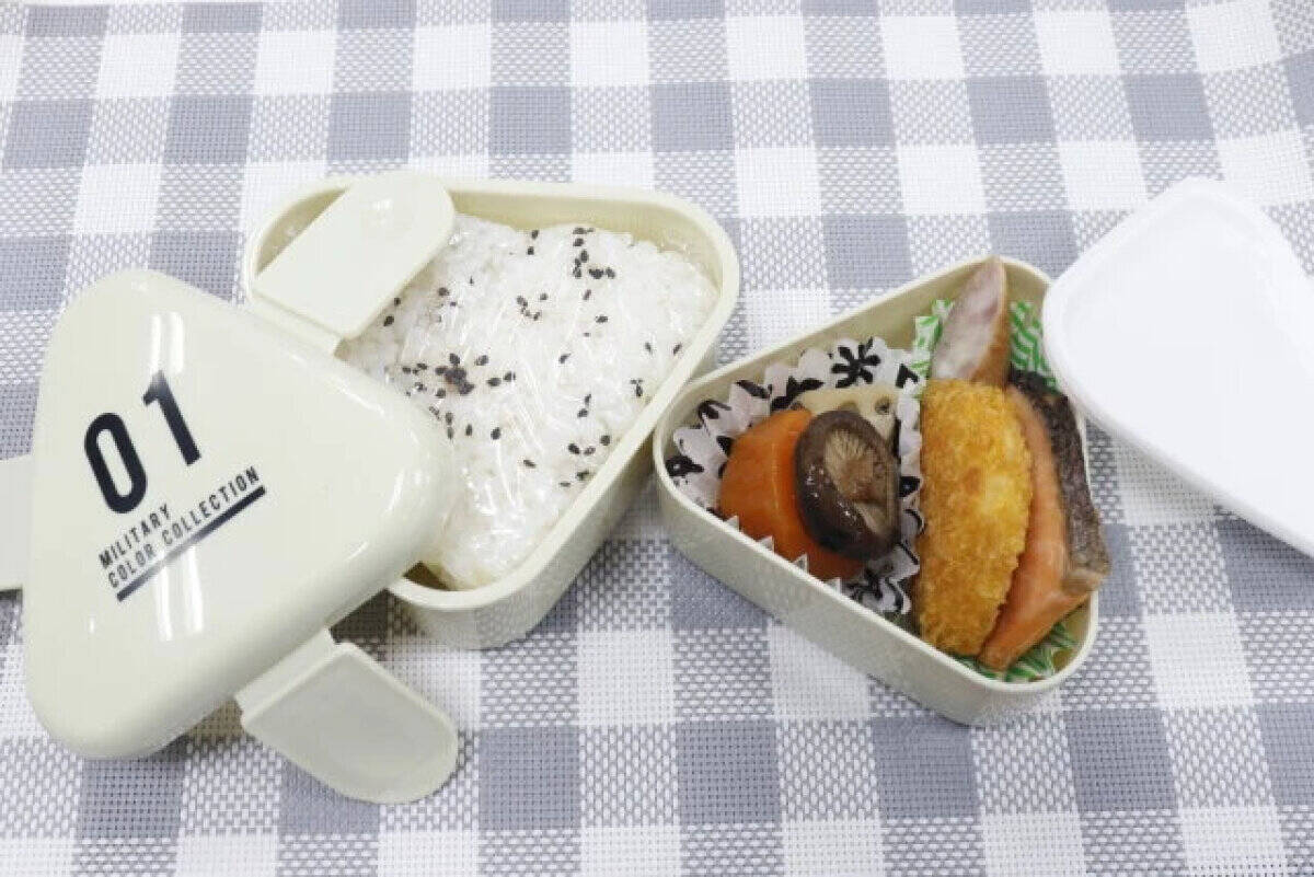 「100均にセールなんてあるの？！」まさかの半額！お得感が半端ないお弁当箱