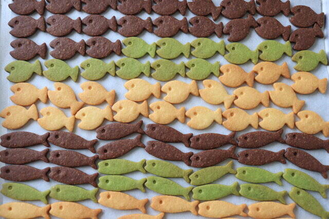 セリアの型が超キュート♡小さなお魚クッキーレシピ＆ラッピングアイデア