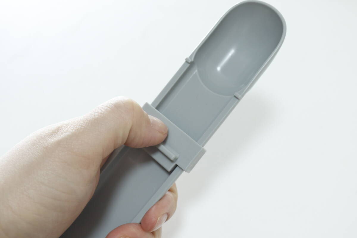 新タイプ出た！メーカー品だと1000円くらいする…！絞り器付きの100均の高機能スプーン