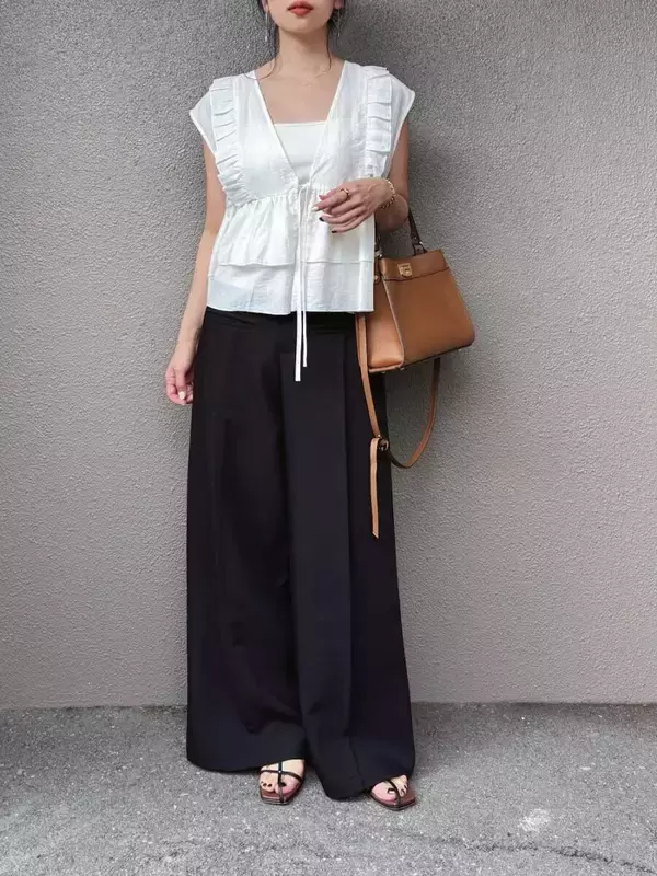 夏の「黒ワイドパンツ」はこう着て爽やかに垢抜ける♡重たく見せない！大人の着回しコーデ