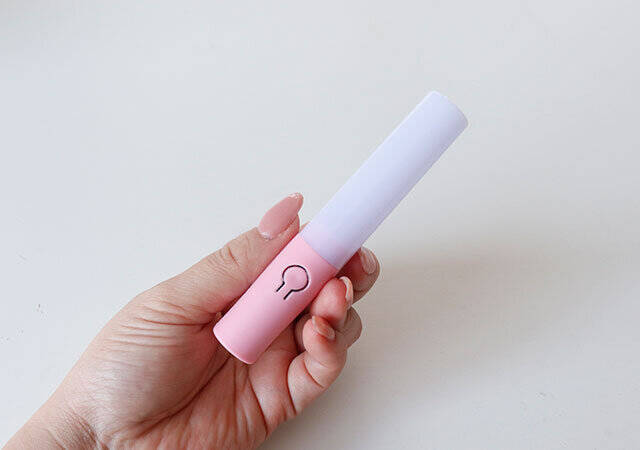 セリアさん…こんなに小さいの見たことないよ！持ち運びに便利なライト