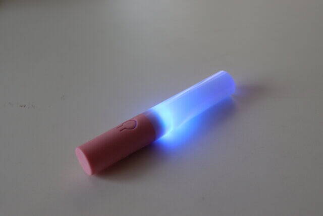 セリアさん…こんなに小さいの見たことないよ！持ち運びに便利なライト