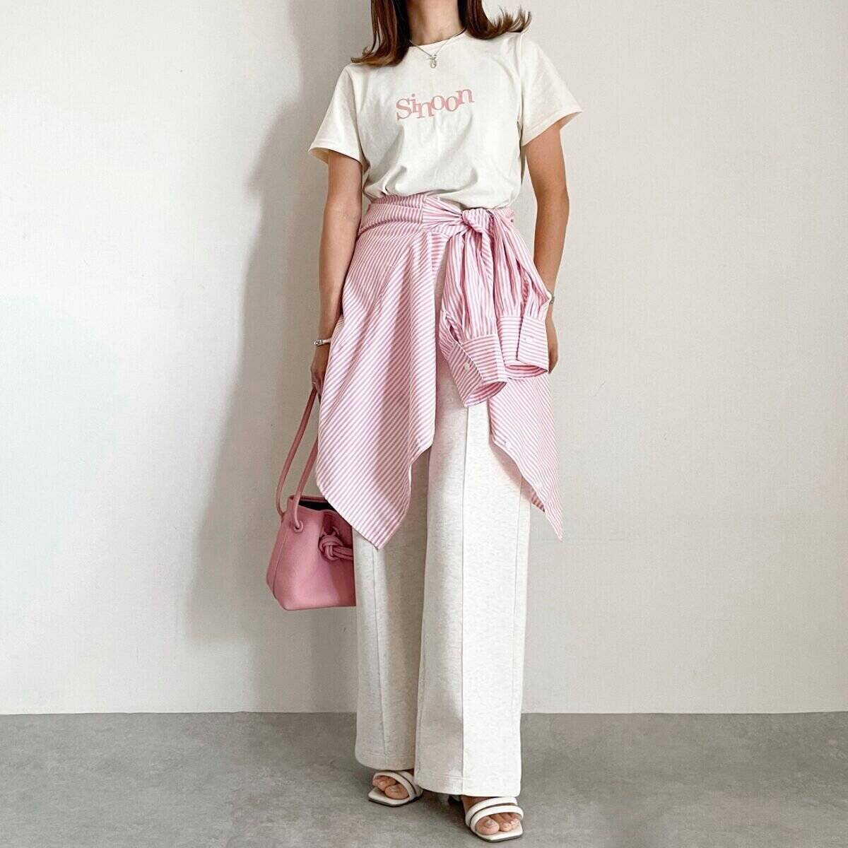 ユニクロの美脚スウェット♡"ただ着ただけ"を垢抜けに変えるNG&OKコーデ徹底比較！