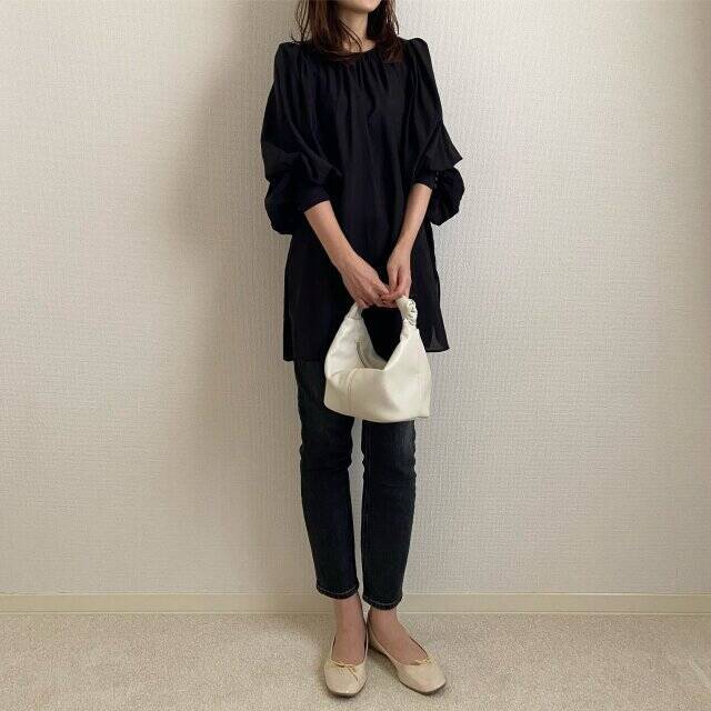 ユニクロで買うなら断然“グレー”推し♡替えるだけでこっそり垢抜け！脱マンネリが叶うデニム