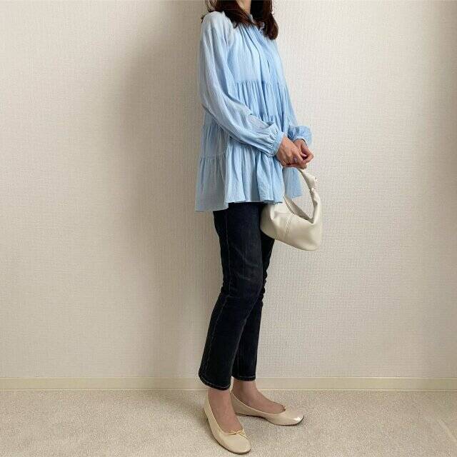 ユニクロで買うなら断然“グレー”推し♡替えるだけでこっそり垢抜け！脱マンネリが叶うデニム