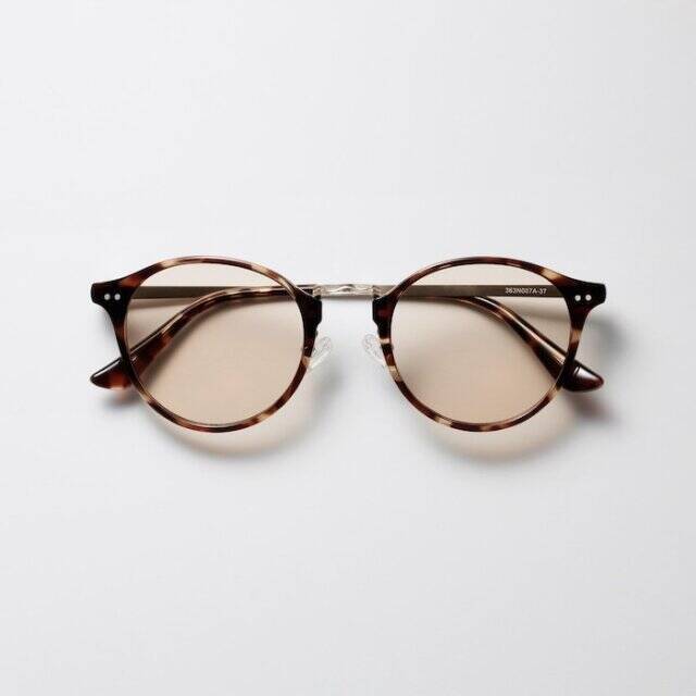 どんなボトムにも合う！ユニクロのバズりニットが想像以上に使えます！夏の今旬♡着回しコーデ