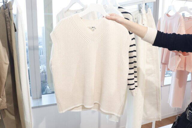 ついに発売開始♡ユニクロ新作コラボはこれが狙い目！今買ってすぐ着られるトップス3選