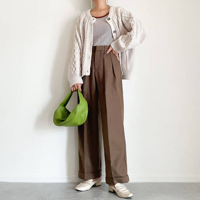 GUの値下げパンツが安すぎて事件だよ！セールで590円も♡高見えがすごい！大人の着こなし術