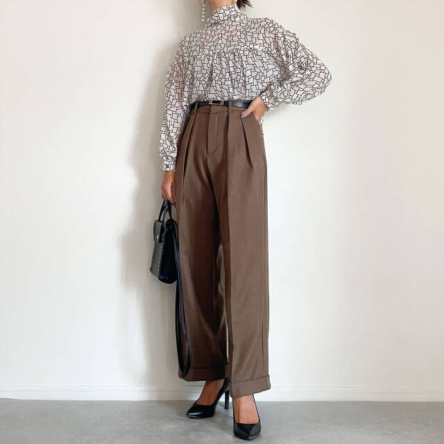 GUの値下げパンツが安すぎて事件だよ！セールで590円も♡高見えがすごい！大人の着こなし術