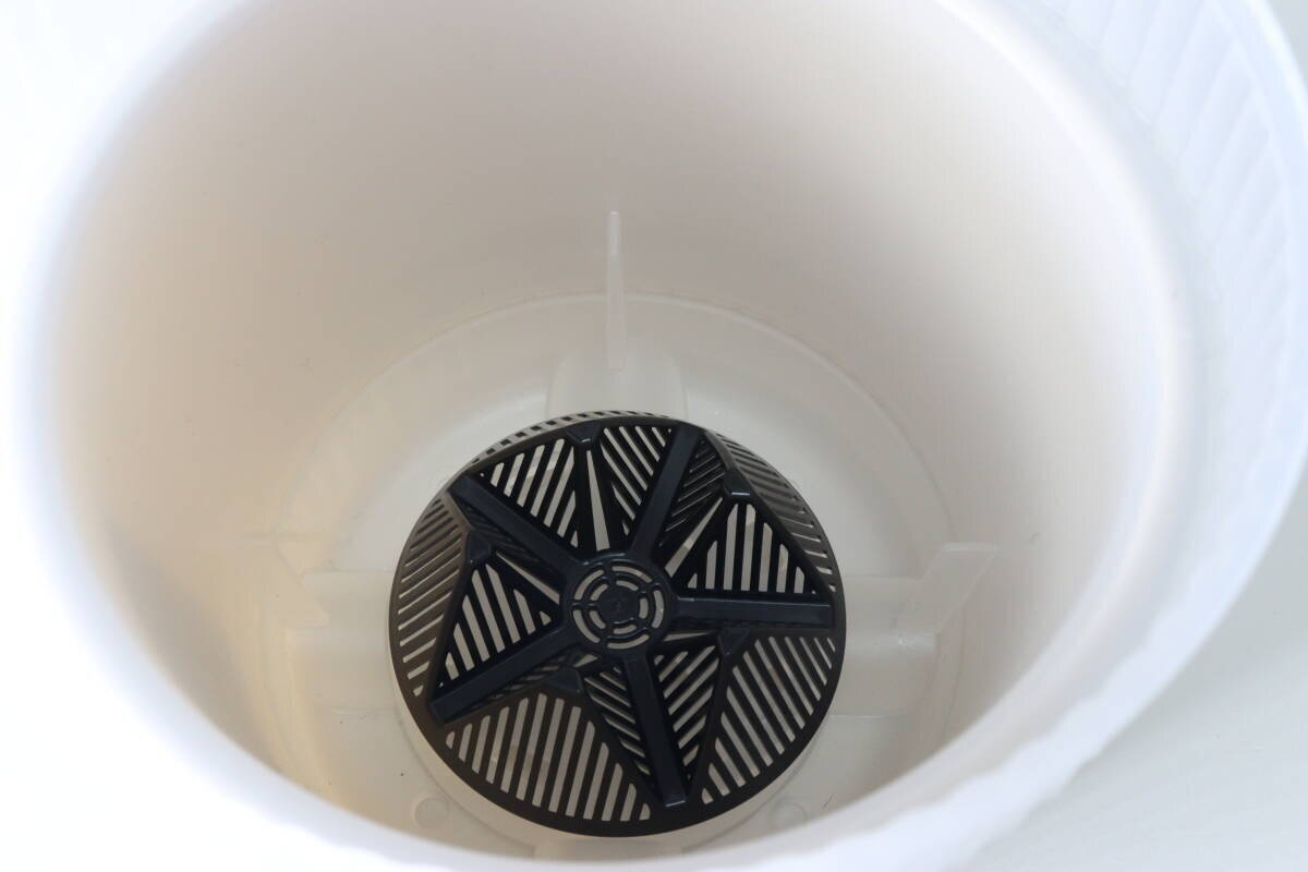 100均の人気アイテムに進化系出たぞ～！「売切れる前に絶対買って」機能的な園芸グッズ