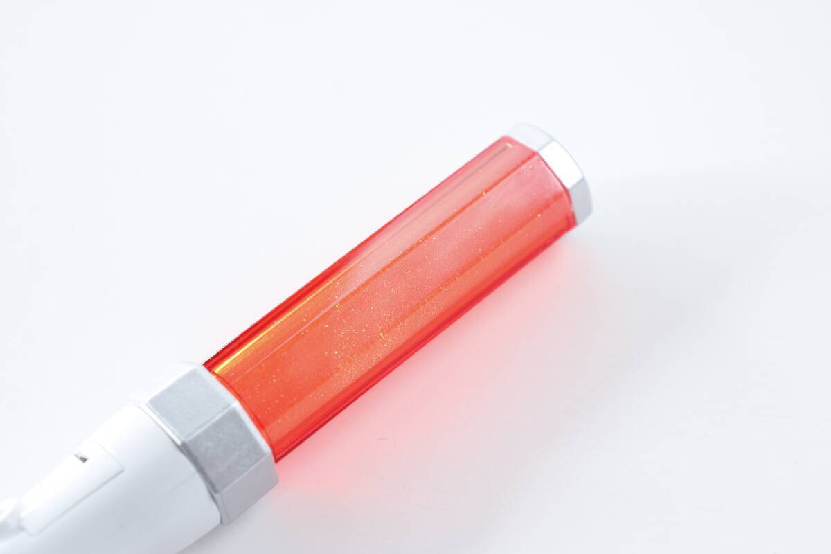 すぐ売り切れちゃいそう！これが100円って本気？！ある層にぶっ刺さるキーホルダー