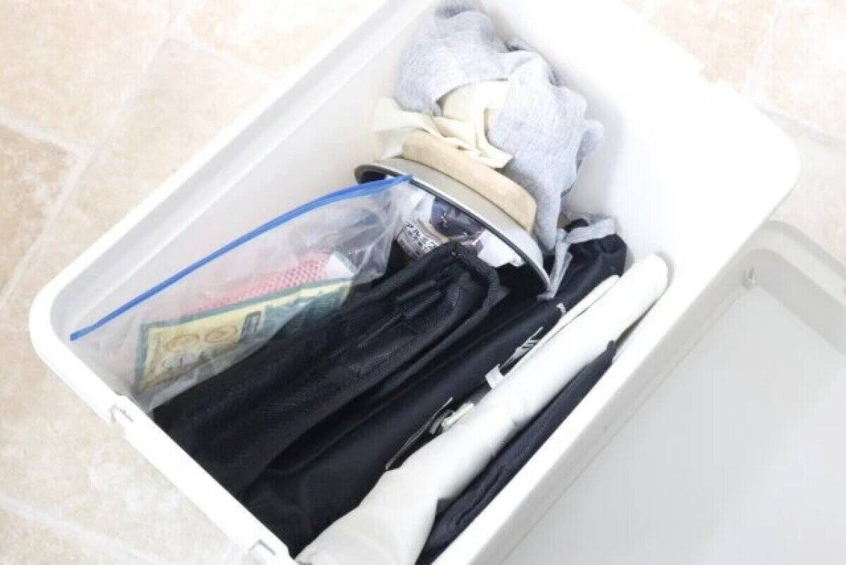 100均で見つけて大後悔！「専門店で高いの買ったばかり…」お手頃アウトドア収納グッズ3選