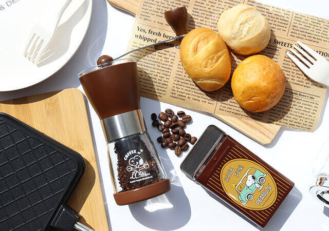 これが付録って…驚きしかない！スヌーピーの「コーヒーミル＆ミニ缶セット」モノマスター5月号